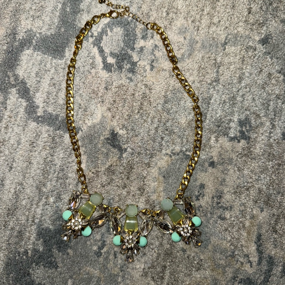 Elegant Gold and Mint Statement Necklace